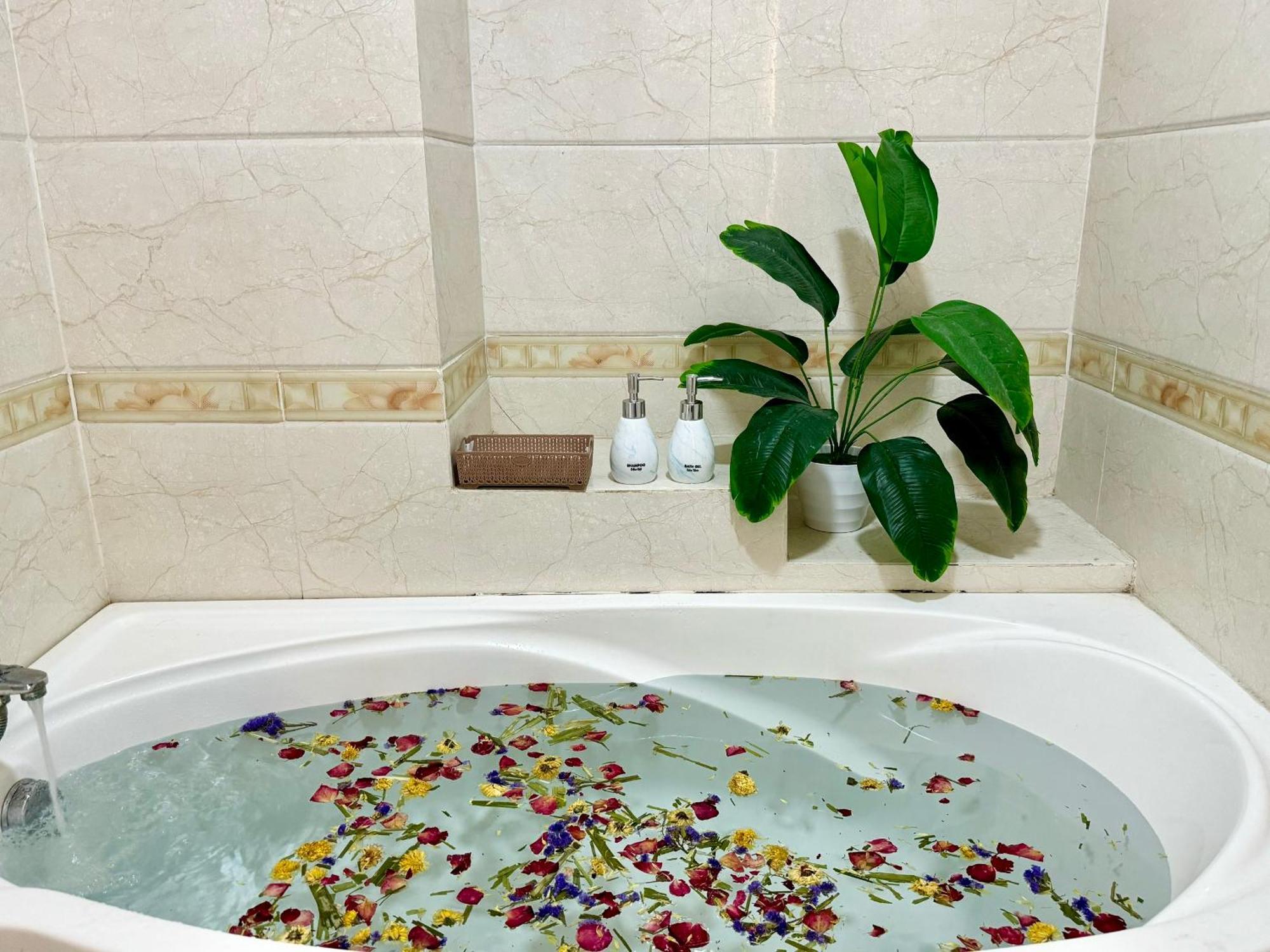 Anh Thien Sai Gon Central Hotel - District 1 Хошимин Екстериор снимка